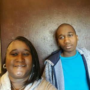 Meet your Posher, Shelia